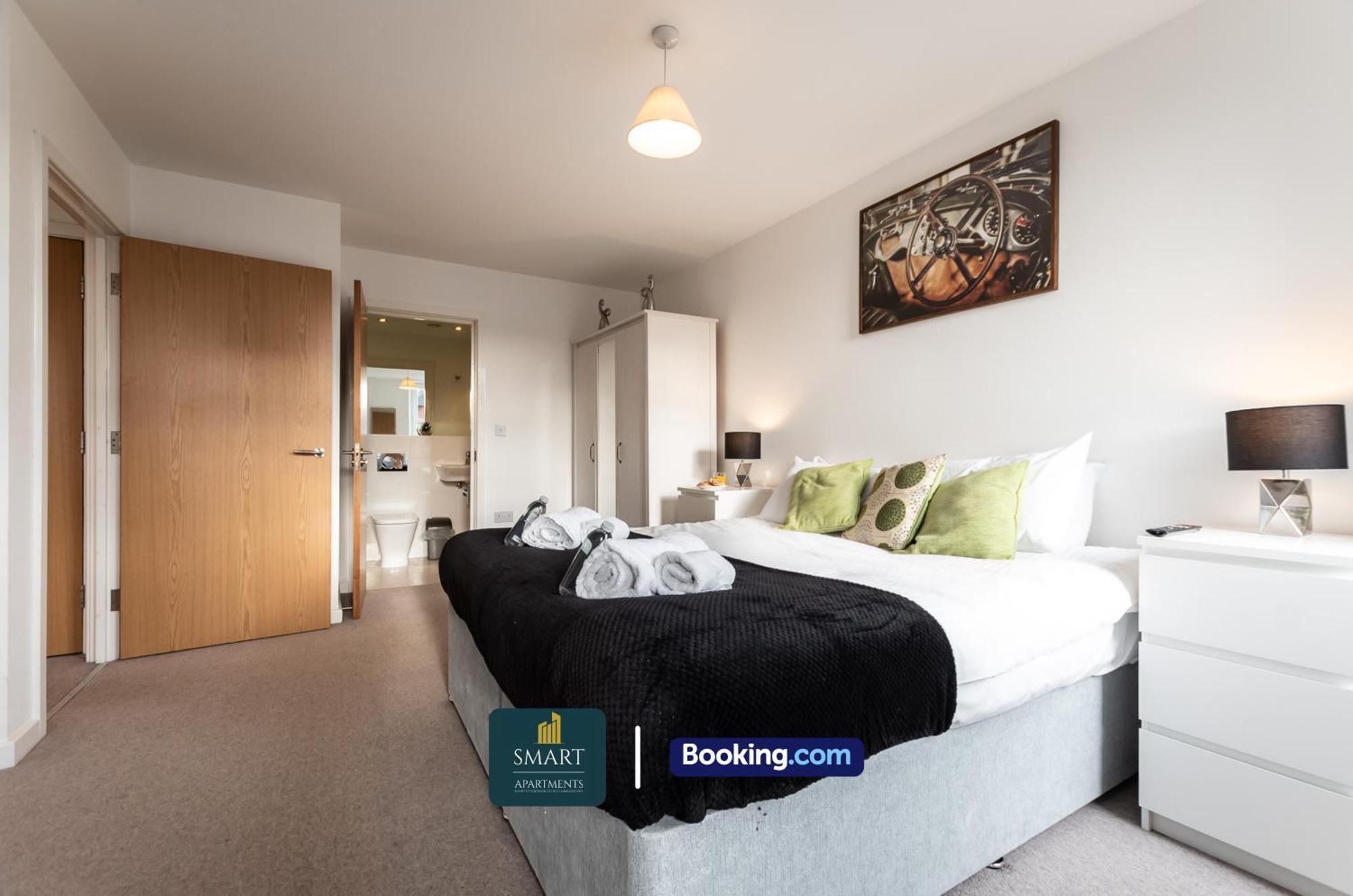 Spacious City Center Apartment By Smart Apartments Short Lets & Serviced Accommodation Apartment Southampton With Free Wifi ภายนอก รูปภาพ
