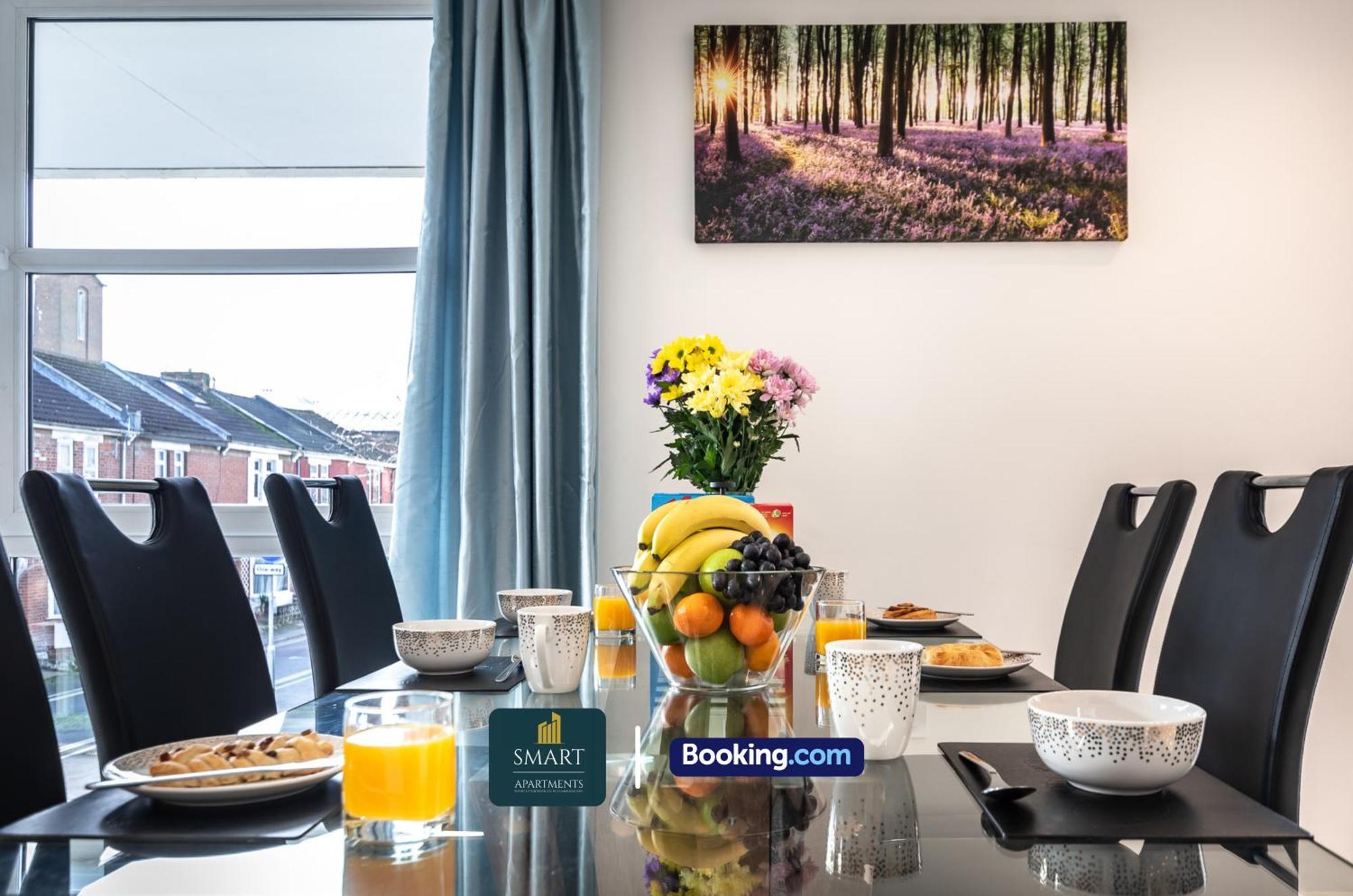 Spacious City Center Apartment By Smart Apartments Short Lets & Serviced Accommodation Apartment Southampton With Free Wifi ภายนอก รูปภาพ