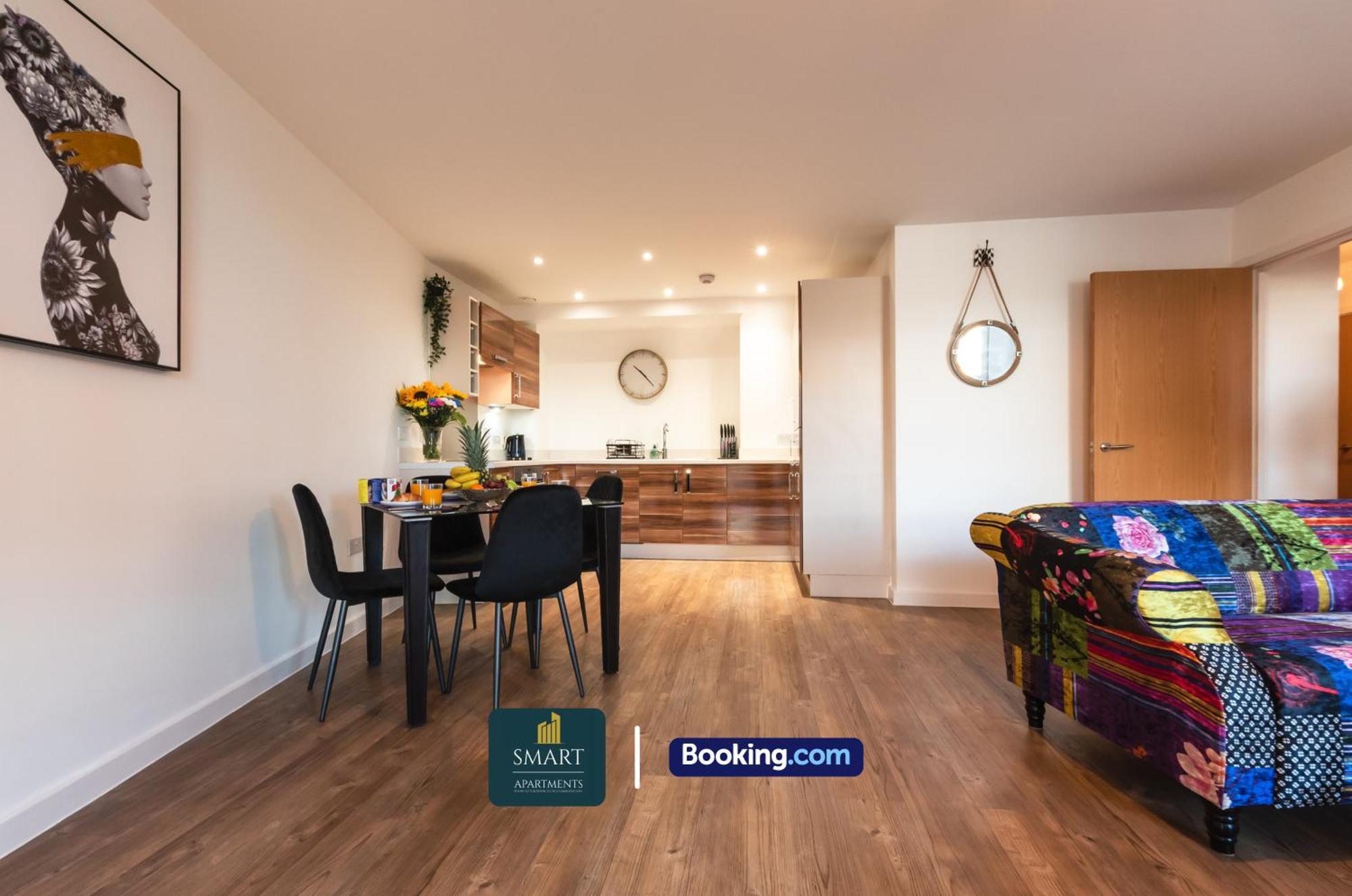 Spacious City Center Apartment By Smart Apartments Short Lets & Serviced Accommodation Apartment Southampton With Free Wifi ภายนอก รูปภาพ